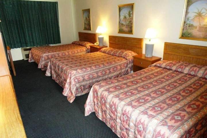 Room 19 of 27