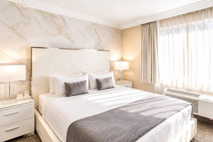 The Volare an Ascend Collection Hotel