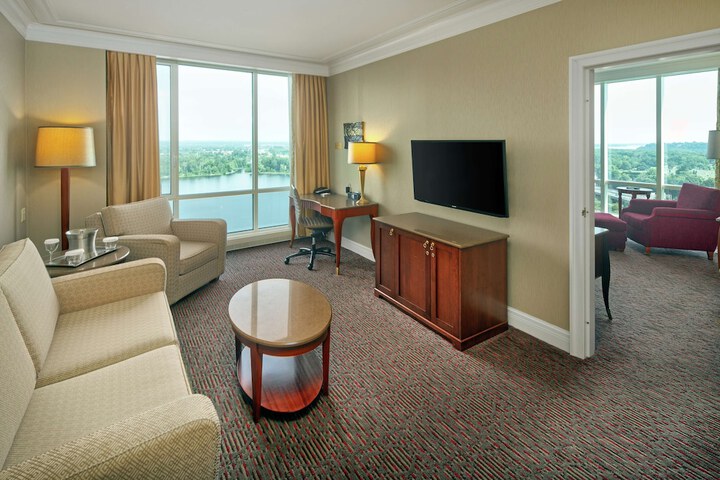 Room 92 of 165