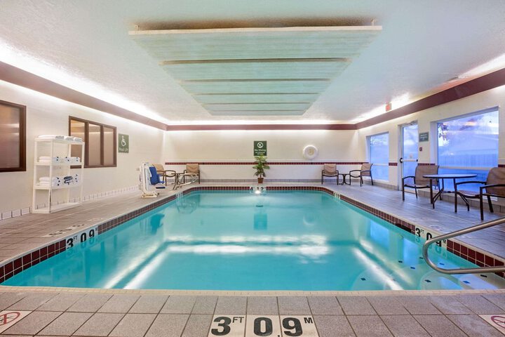 Pool 8 of 42