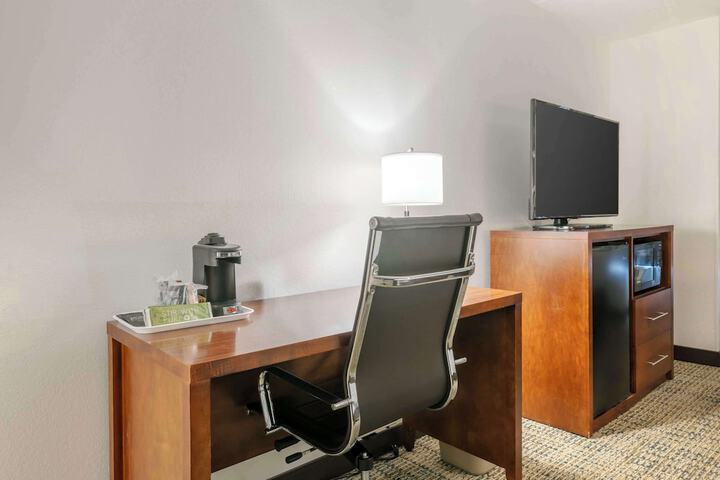 Room 30 of 54