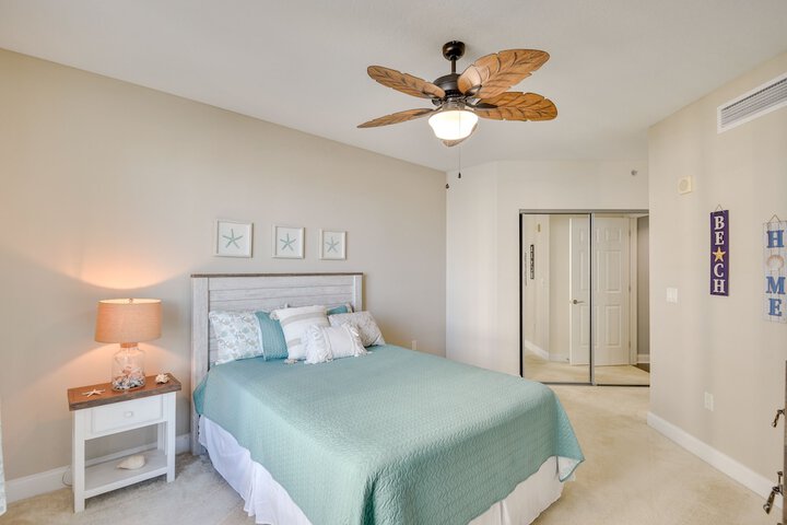 Luxe Resort Condo - 2 Mi to Daytona Beach!