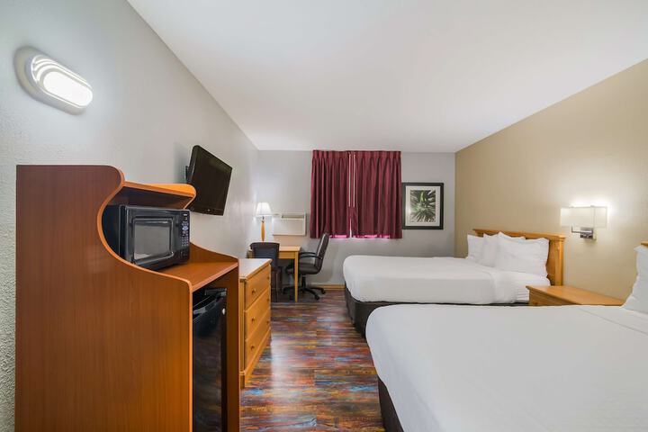 Room 22 of 38