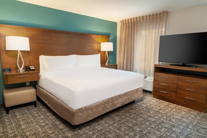Room 54 of 70