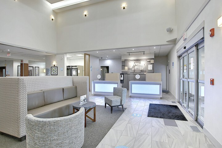 Hotel 2 of 42