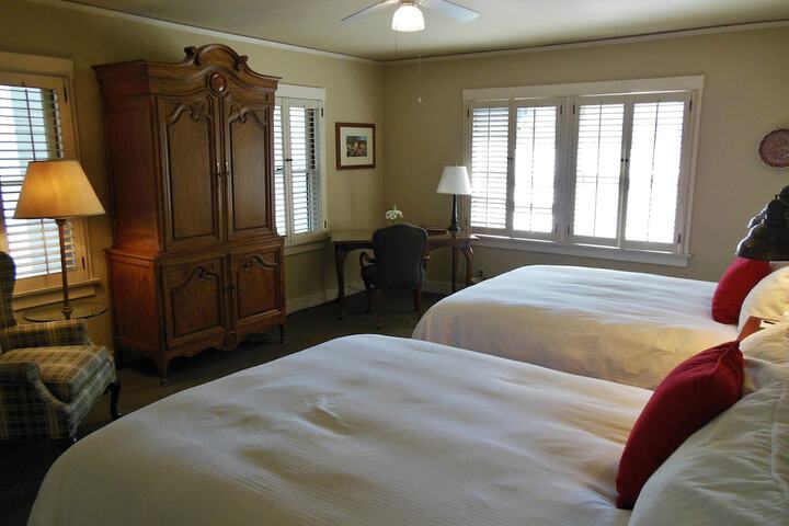 Room 21 of 94
