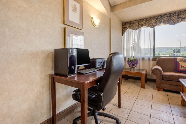 Travelodge by Wyndham Shamokin Dam / Selinsgrove