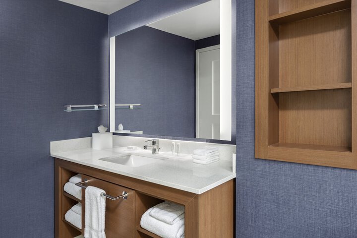 Room 30 of 44