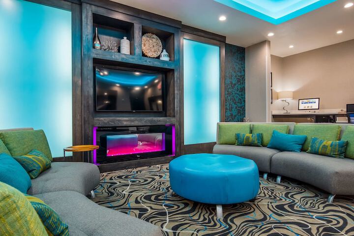 Hotel Interior 9 of 42