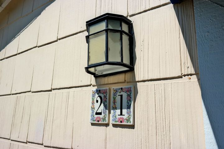 Malibu Country Inn
