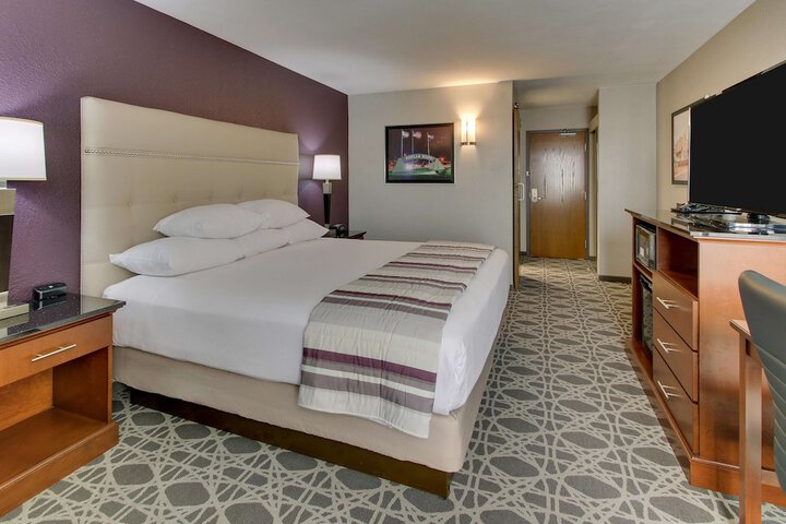 Room 18 of 50