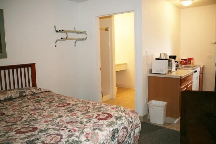 Room 20 of 27