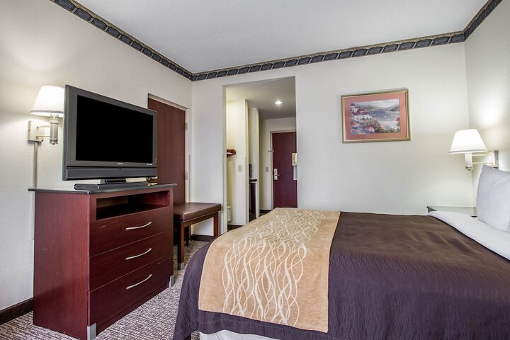 Room 28 of 43