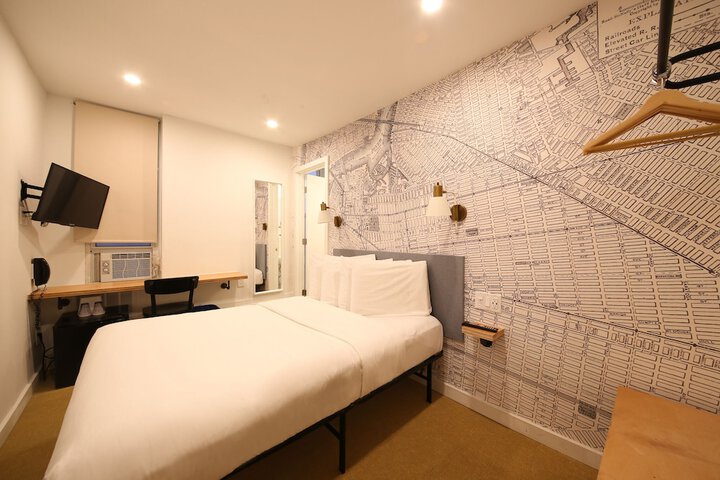 Room 28 of 30
