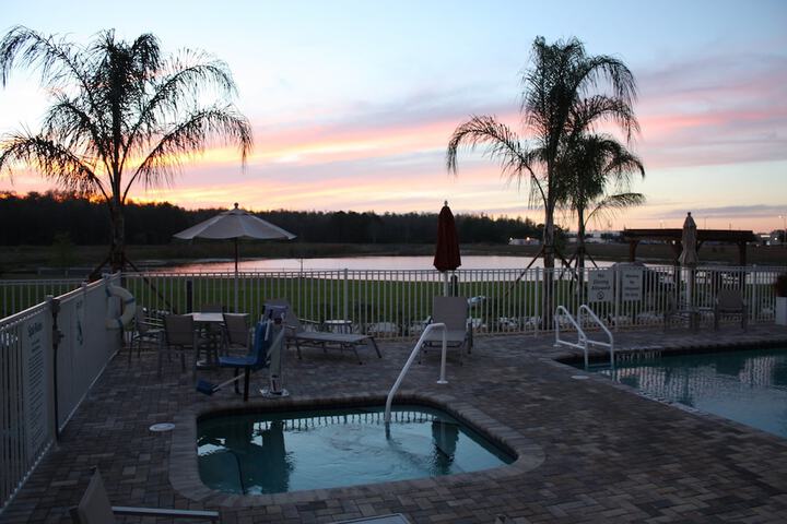 Pool 20 of 103