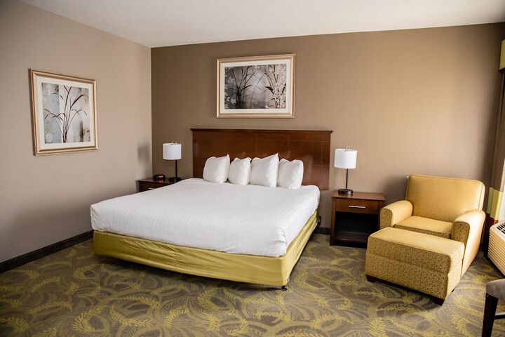 Carpenter Street Hotel