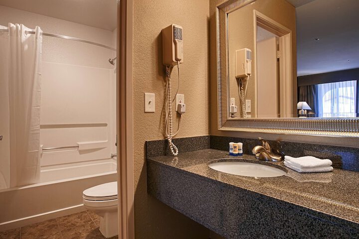 Best Western Willows Inn