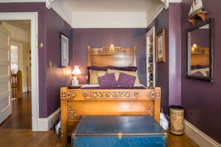 Joshua Inn Bed & Breakfast
