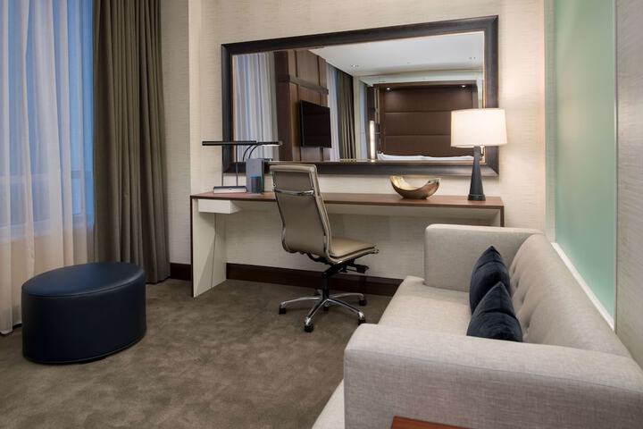 Embassy Suites by Hilton Seattle Downtown Pioneer Square