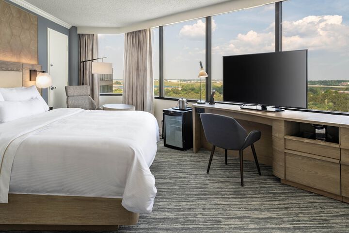Room 32 of 55