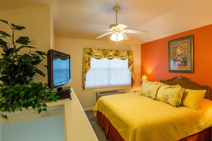 Room 18 of 27