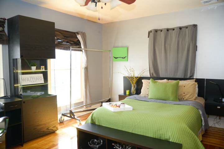 Room 10 of 73