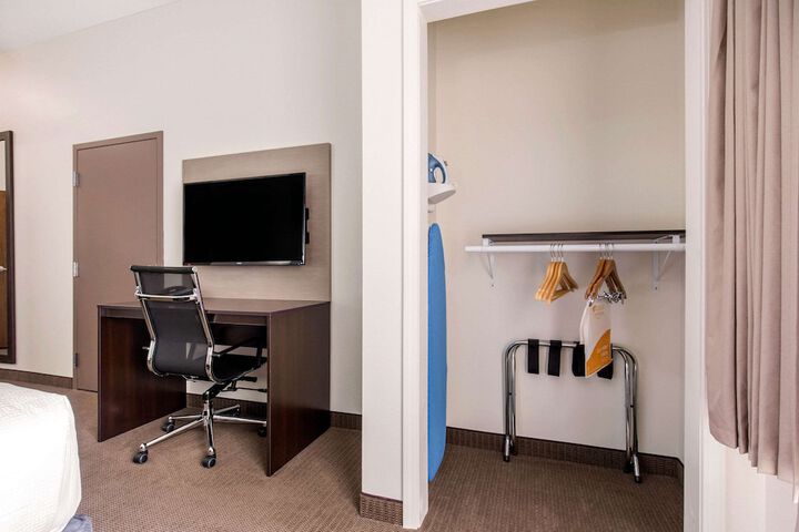 Room 30 of 45