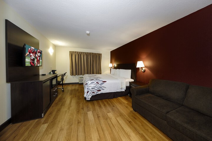 Room 19 of 33