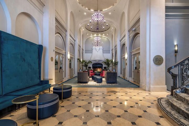 Hotel 2 of 69