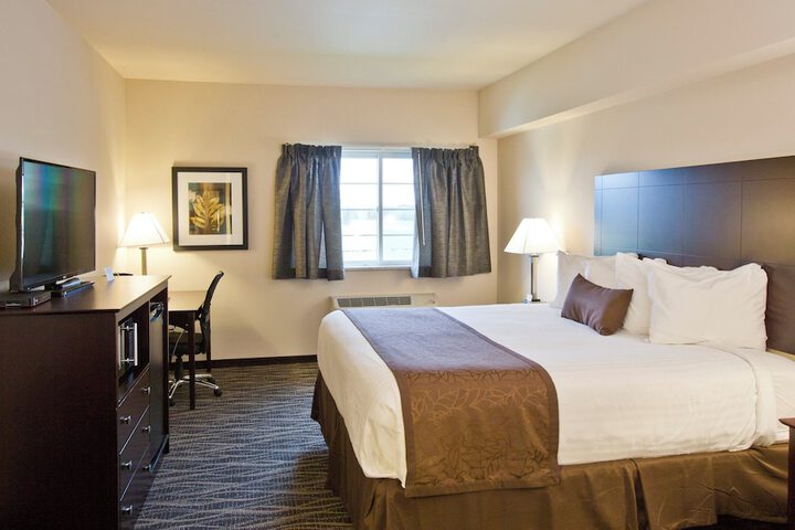 Cobblestone Inn & Suites - Boone