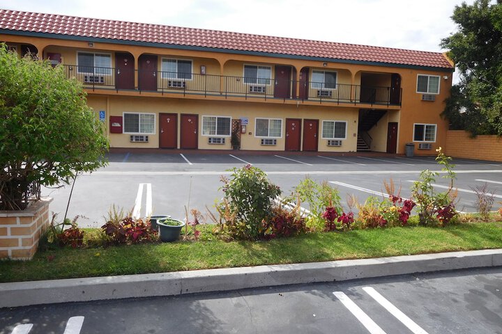 Hotel 2 of 37