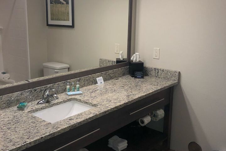 GrandStay Hotel & Suites Rock Valley