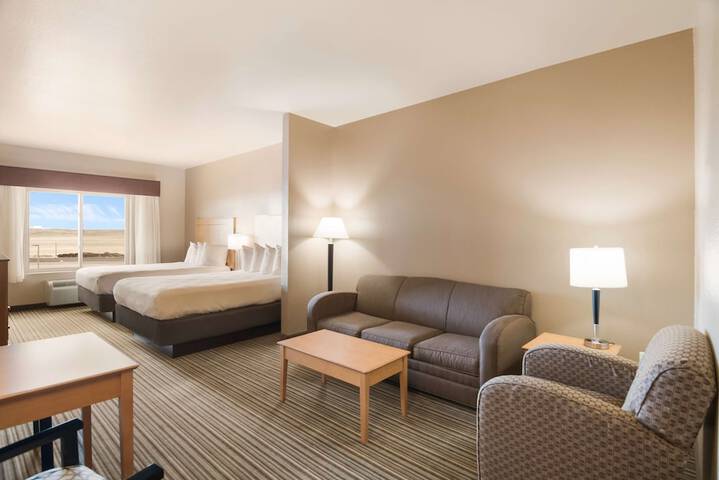 Room 18 of 28