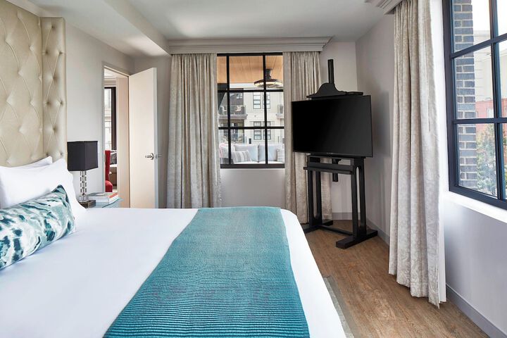 Room 40 of 94