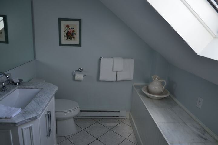 Room 30 of 54