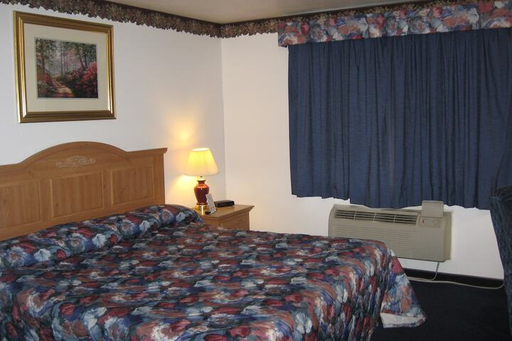 Room 17 of 30