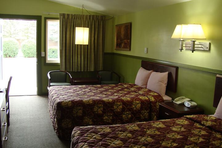 Room 15 of 42