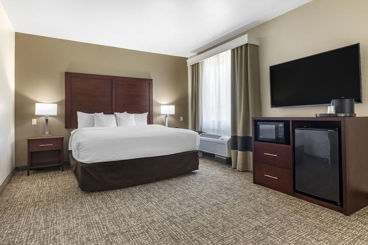 Room 16 of 35