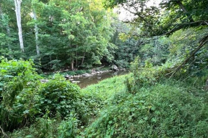 The Farm at Fox Hollow