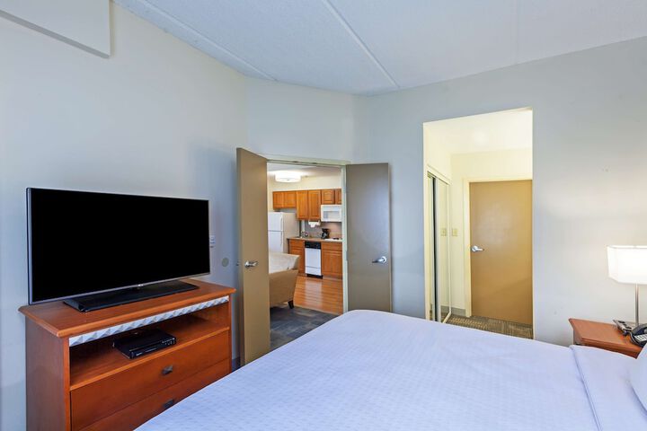 Room 20 of 35
