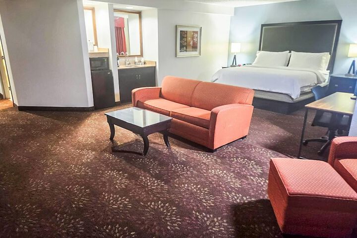 Country Inn & Suites by Radisson Tyler University Area