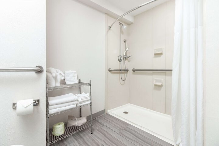 Hampton Inn Daytona Shores - Oceanfront