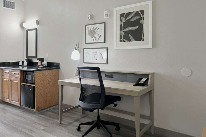 Room 39 of 46