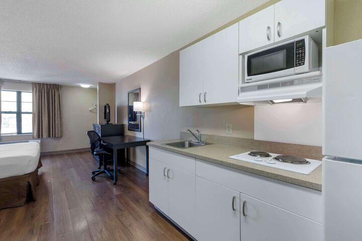 Extended Stay America Suites Orange County Katella Ave
