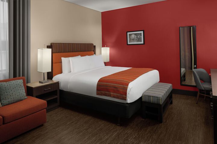 Room 34 of 71