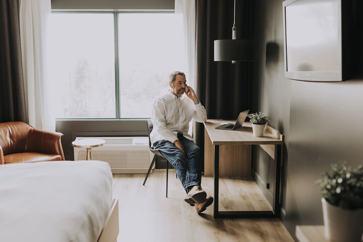 Room 25 of 42
