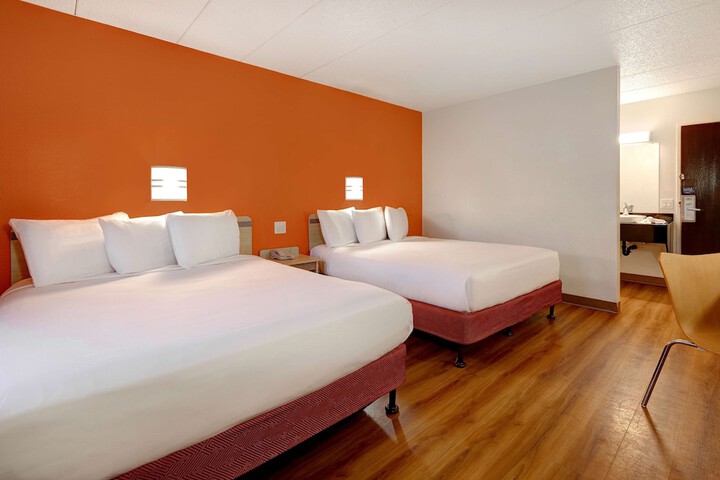 Room 17 of 25