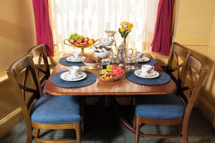 Breakfast/Coffee Service 145 of 156