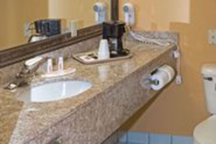 SureStay Plus Hotel by Best Western Somerset