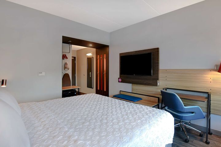 Room 22 of 41